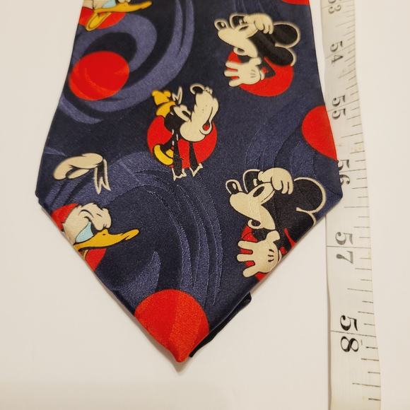 The Disney Store Tie Lot Mickey Mouse Donald Duck Goofy Seven Dwarfs Silk 58 x 4 - Picture 5 of 14